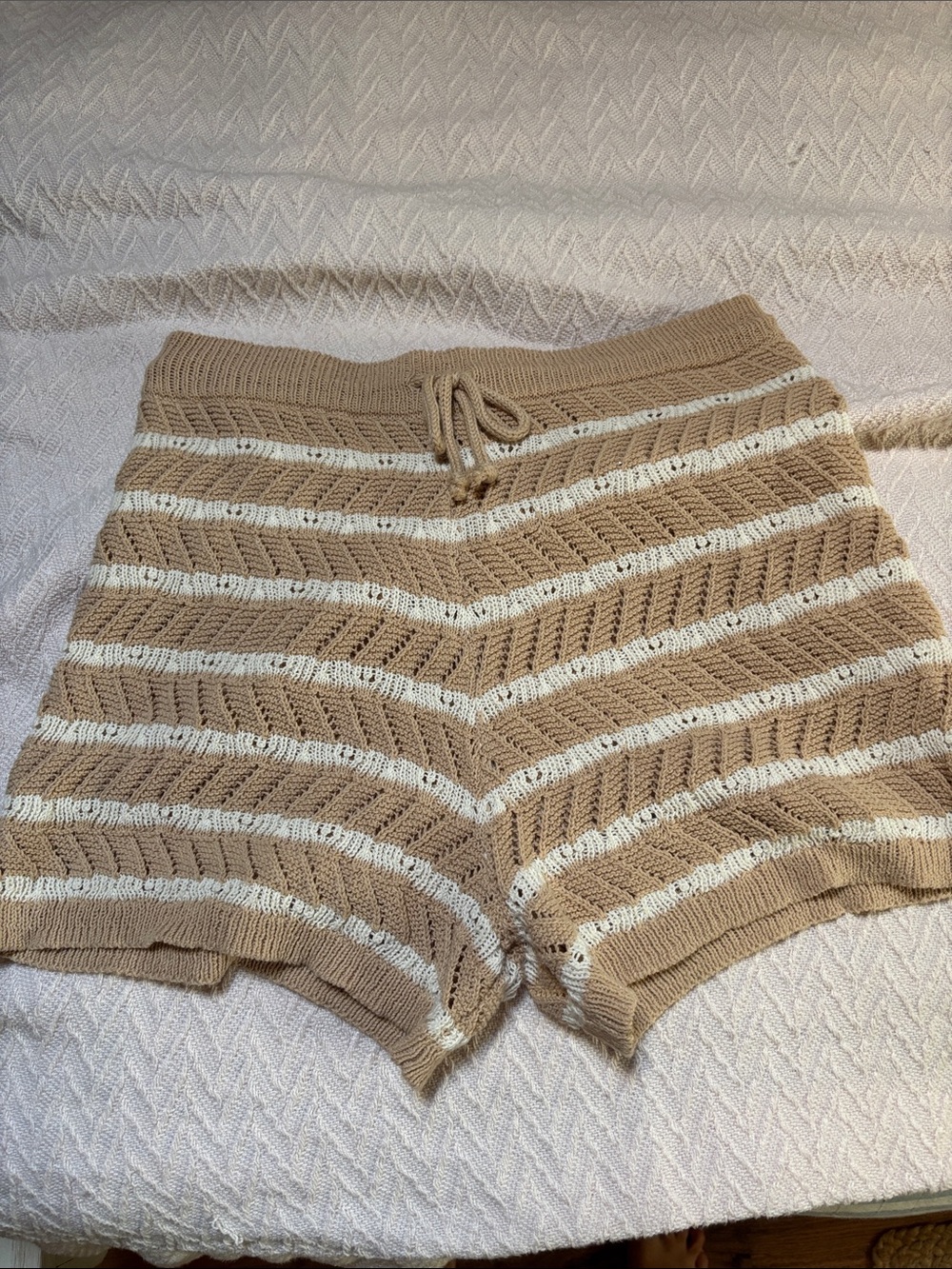 aerie Knit High-Rise Drawstring Shorts - Tan & Cream